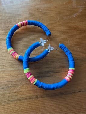 Source Unknown Bright Blue Hoop Earrings with Neon Accents